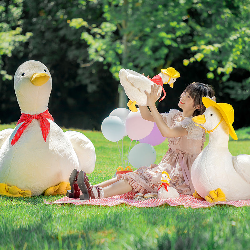 Adorable oie en peluche