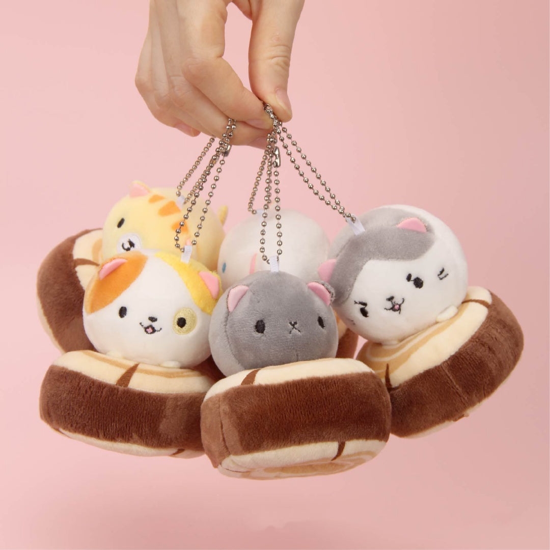 Porte-clés/pendentif en peluche représentant un chat